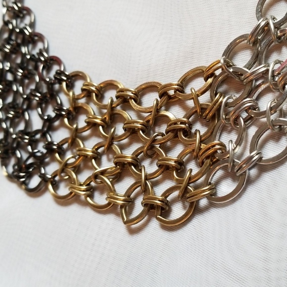 Choker - Picture 4 of 4